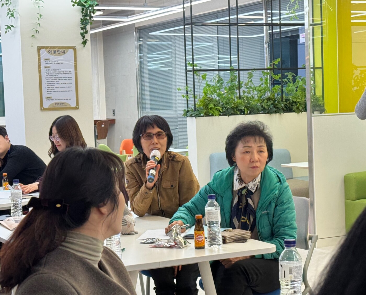 광주보건대학교-광산구 “건강한 마을, 행복한 장자울 프로젝트” 성과공유회 개최 첨부이미지 : 241202 LiFE 광주보건대학교-광산구 장자울 성과공유회 2.jpg